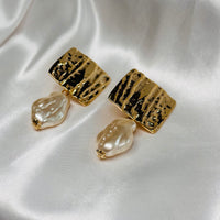 Exc Golden Clip On Earrings Size M