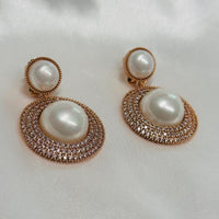 Exc Queen Pearl Earrings