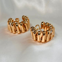 Twist Golden Hoops Size M