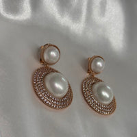 Exc Queen Pearl Earrings