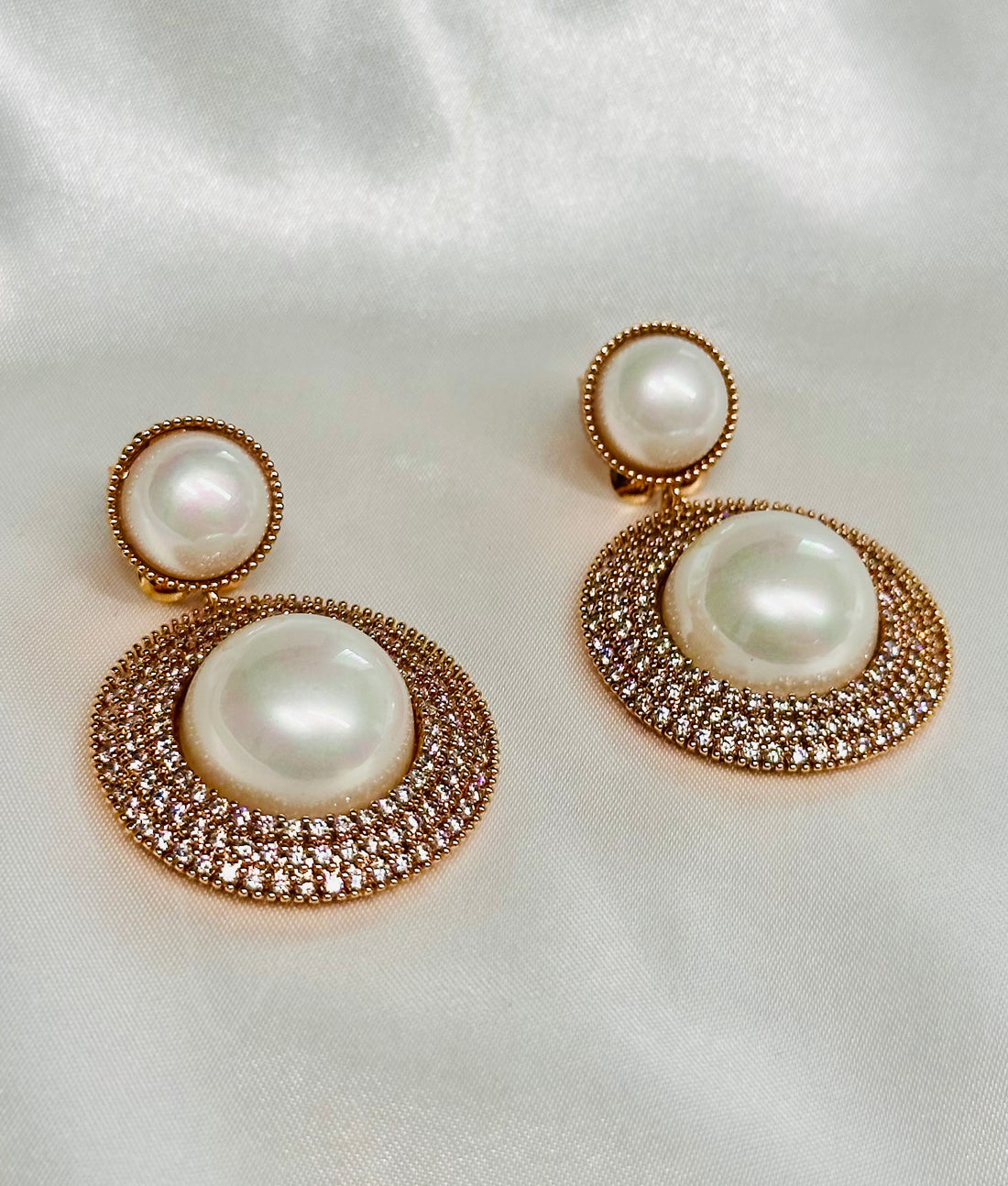 Exc Queen Pearl Earrings