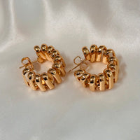 Twist Golden Hoops Size M